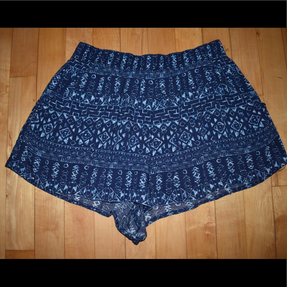 H&M blue pattern shorts - Picture 6 of 7